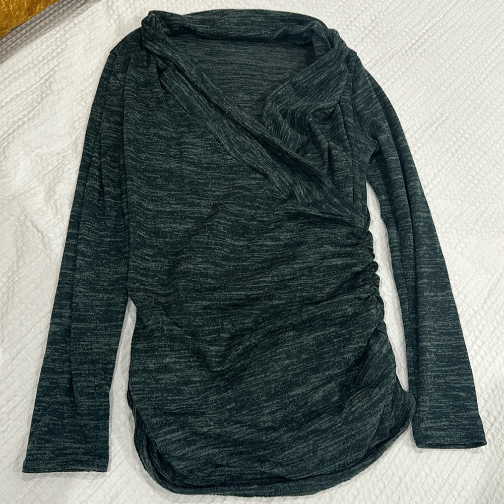 Hello MIZ maternity shirt